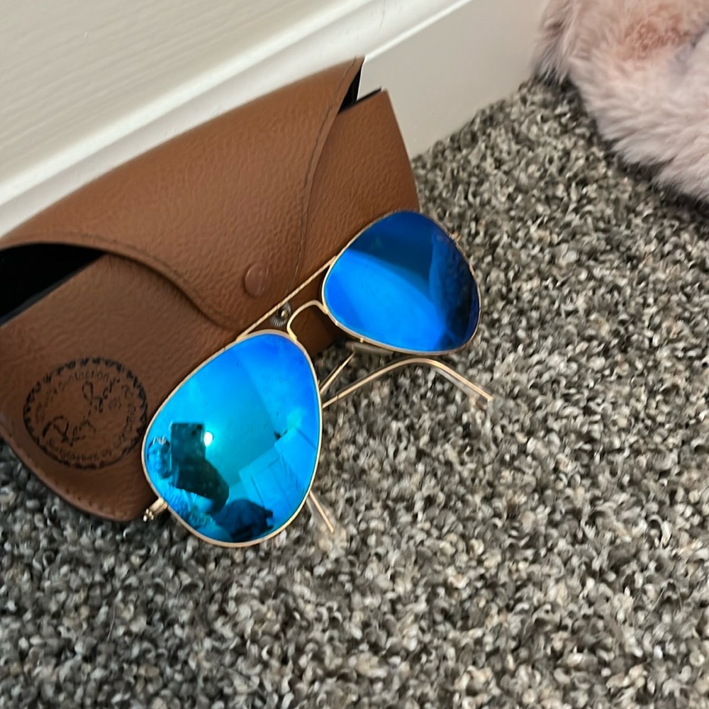 Blue Polarized Ray Bans